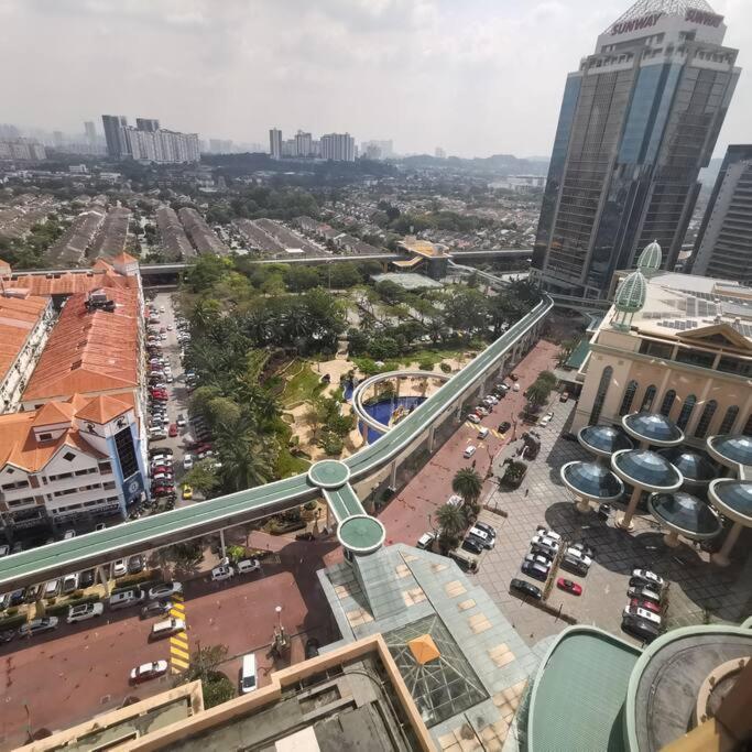 New-Sunwaylagoonfamilysuite-Highest Floor-2-4Pax-Netflix-Balcony-Superfastinternet Petaling Jaya Exteriör bild